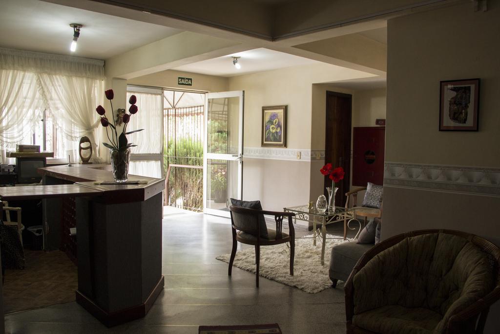 Residencial Vanessa Ξενοδοχείο Κουριτίμπα Εξωτερικό φωτογραφία