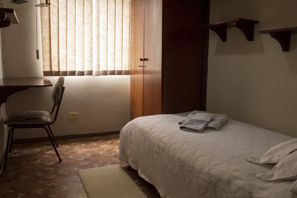 Residencial Vanessa Ξενοδοχείο Κουριτίμπα Δωμάτιο φωτογραφία