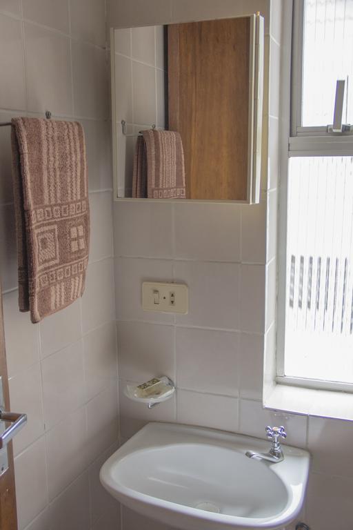 Residencial Vanessa Ξενοδοχείο Κουριτίμπα Δωμάτιο φωτογραφία